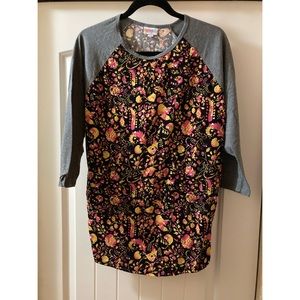 Lula Roe Randy tee size XL